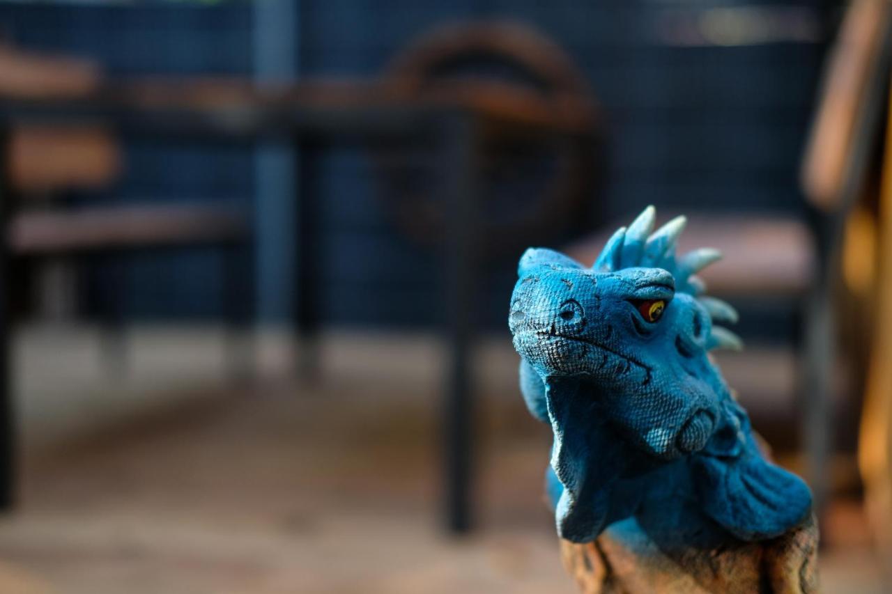 Iguana - Das Tiny Haus Am Reptilienzoo Reptilium Ландау  Экстерьер фото
